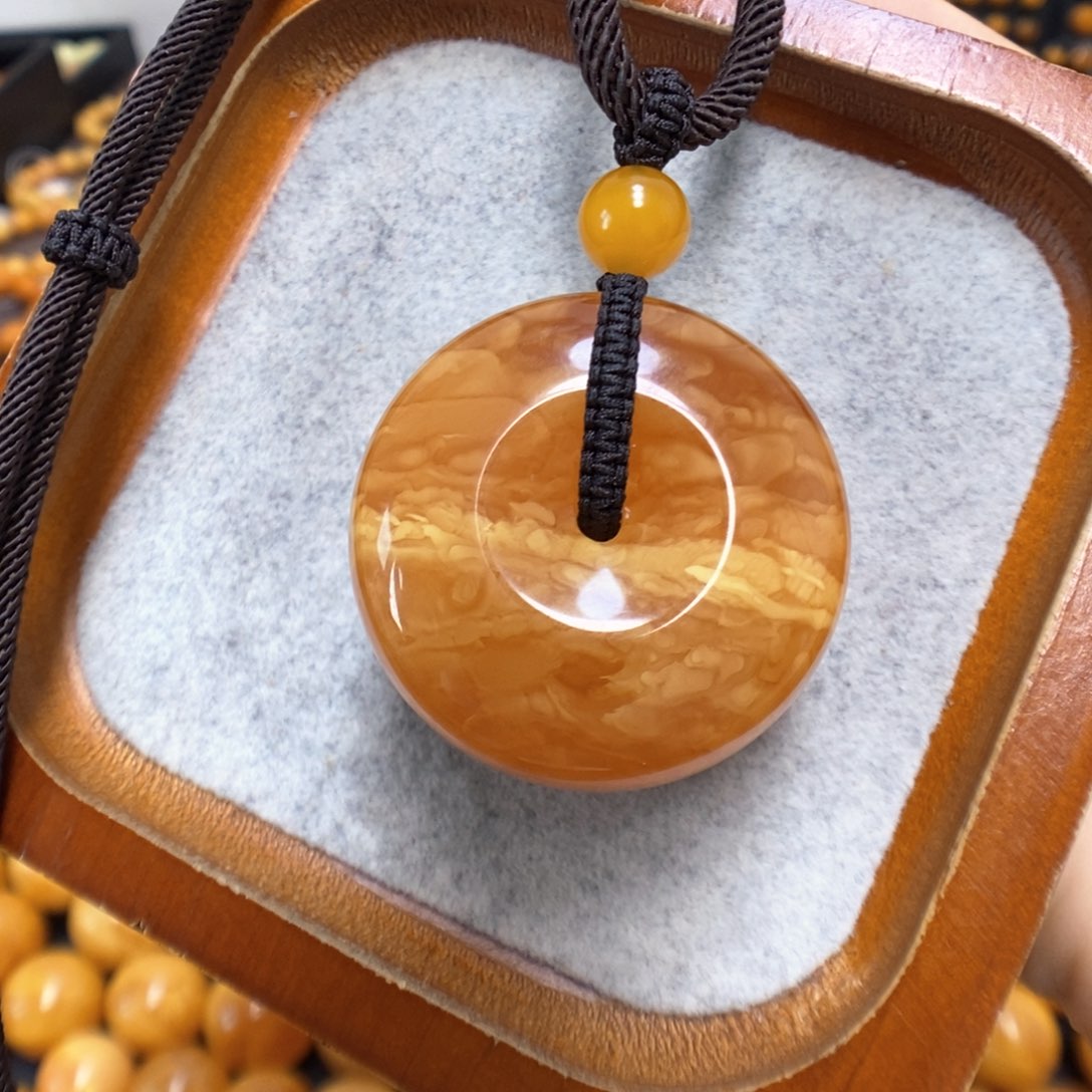 蜜蜡颈饰未镶嵌蜜蜡