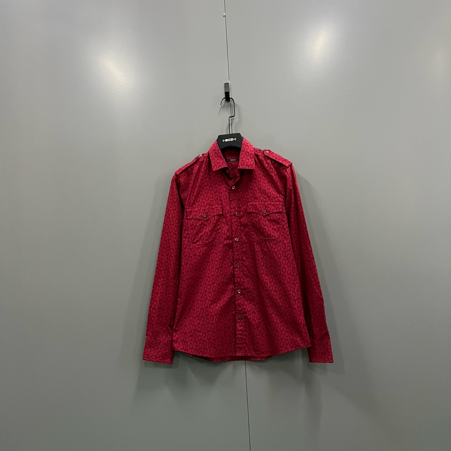 99新 GUCCI/古驰 h92  红色几何图案印花衬衫 39码 0206583
