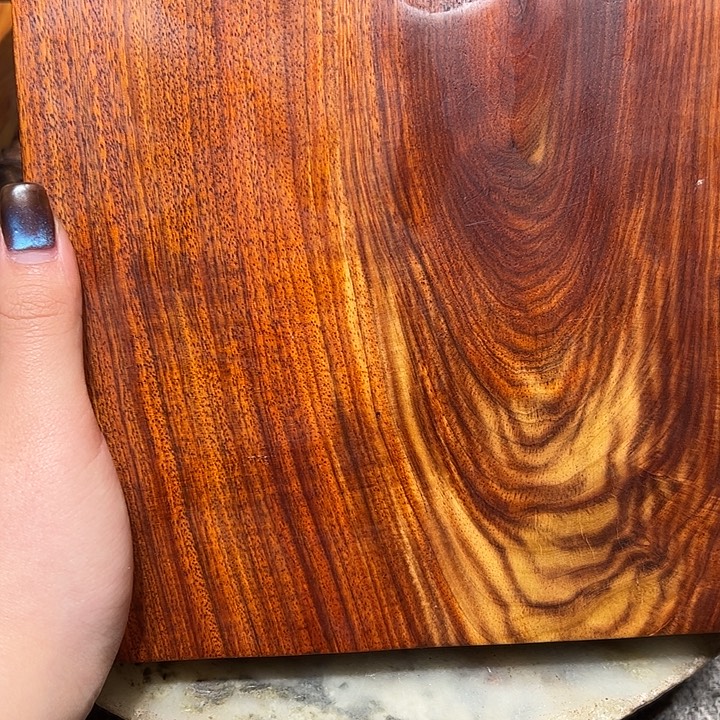 越***蝶端景台紫檀木类檀香