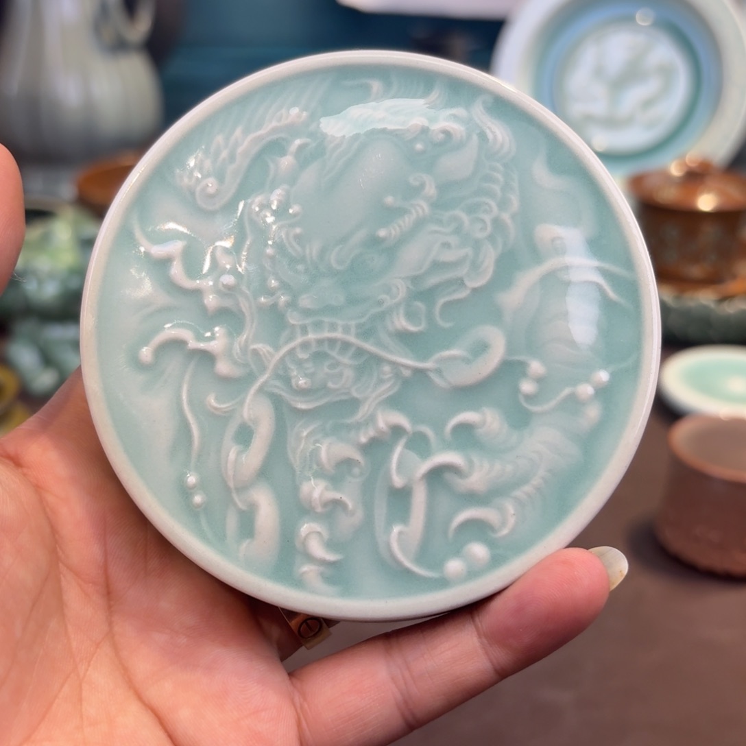 杯龙泉青瓷茶具微瑕