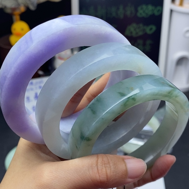 定制翡翠王炸漏未镶嵌