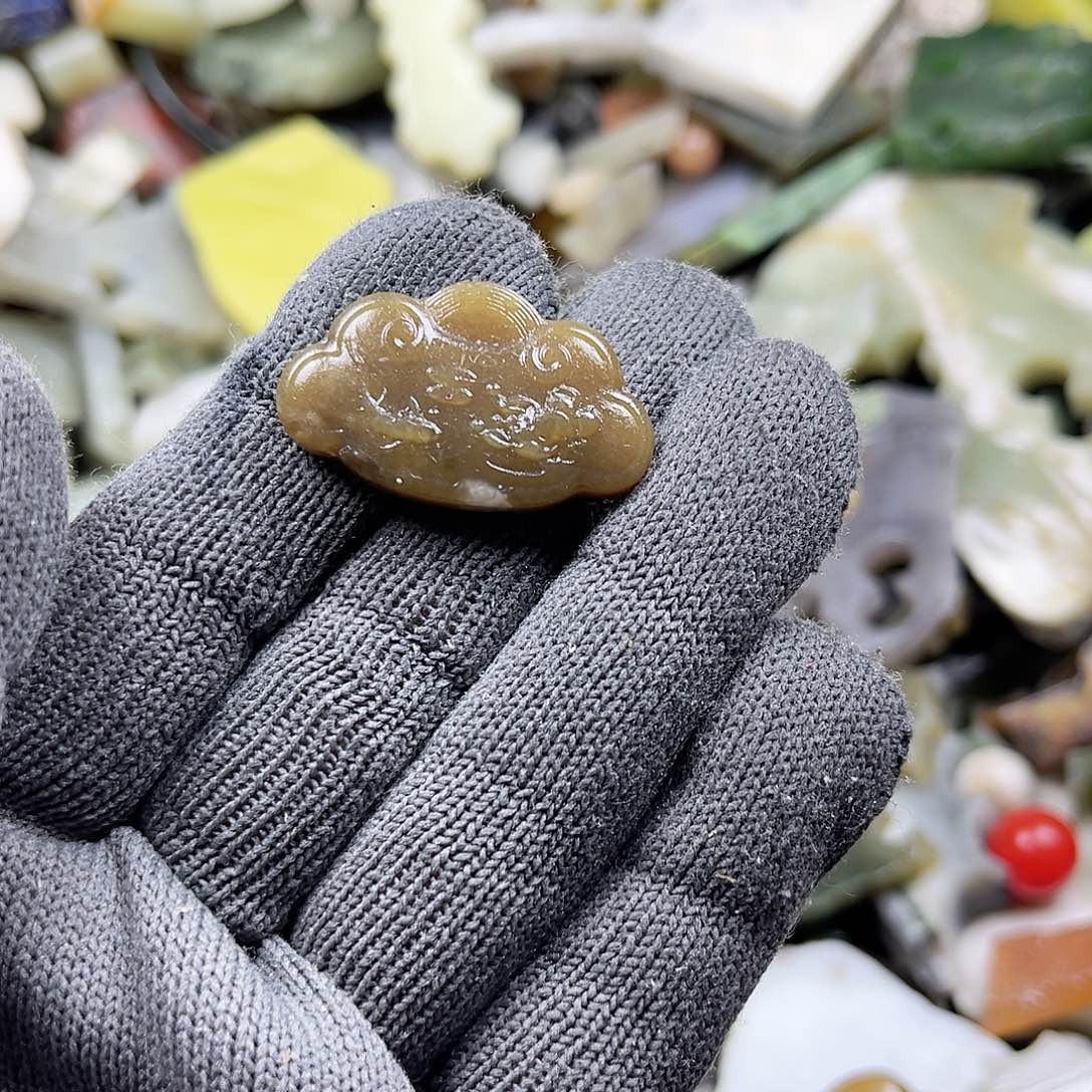 颈饰未镶嵌和田玉