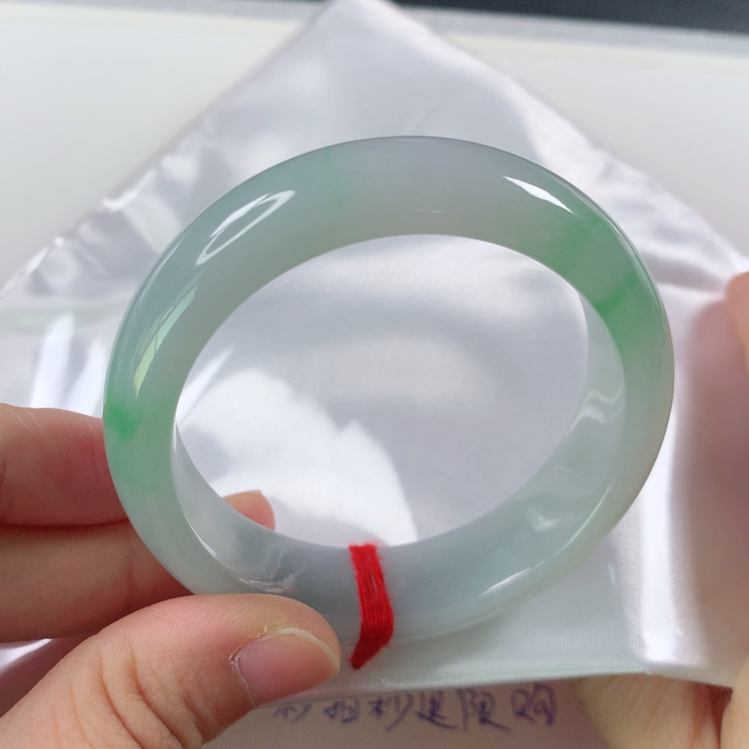 未镶嵌手镯翡翠208