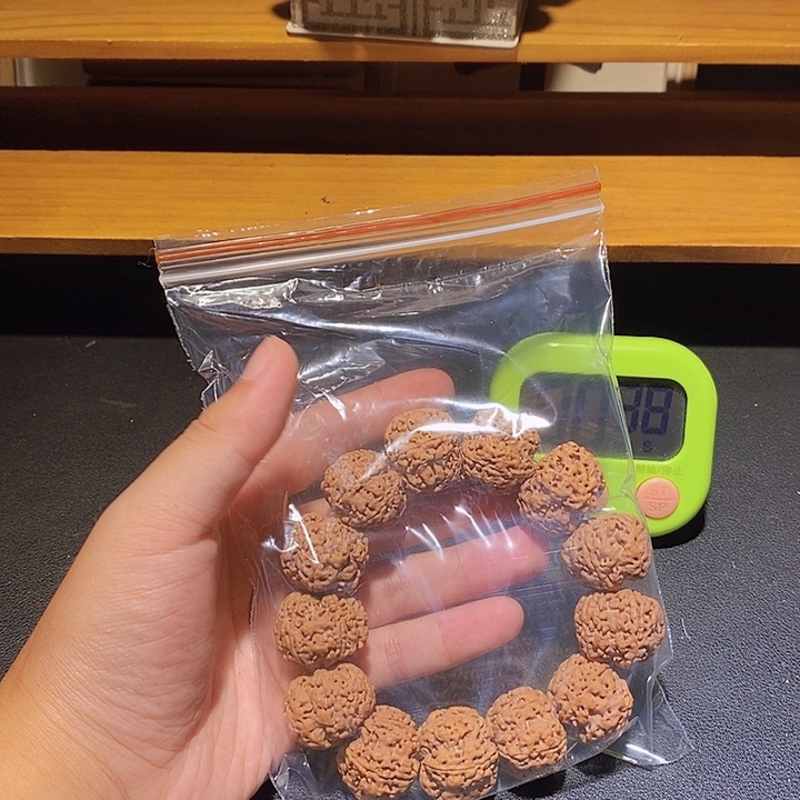 龙***哥金刚菩提手串这样