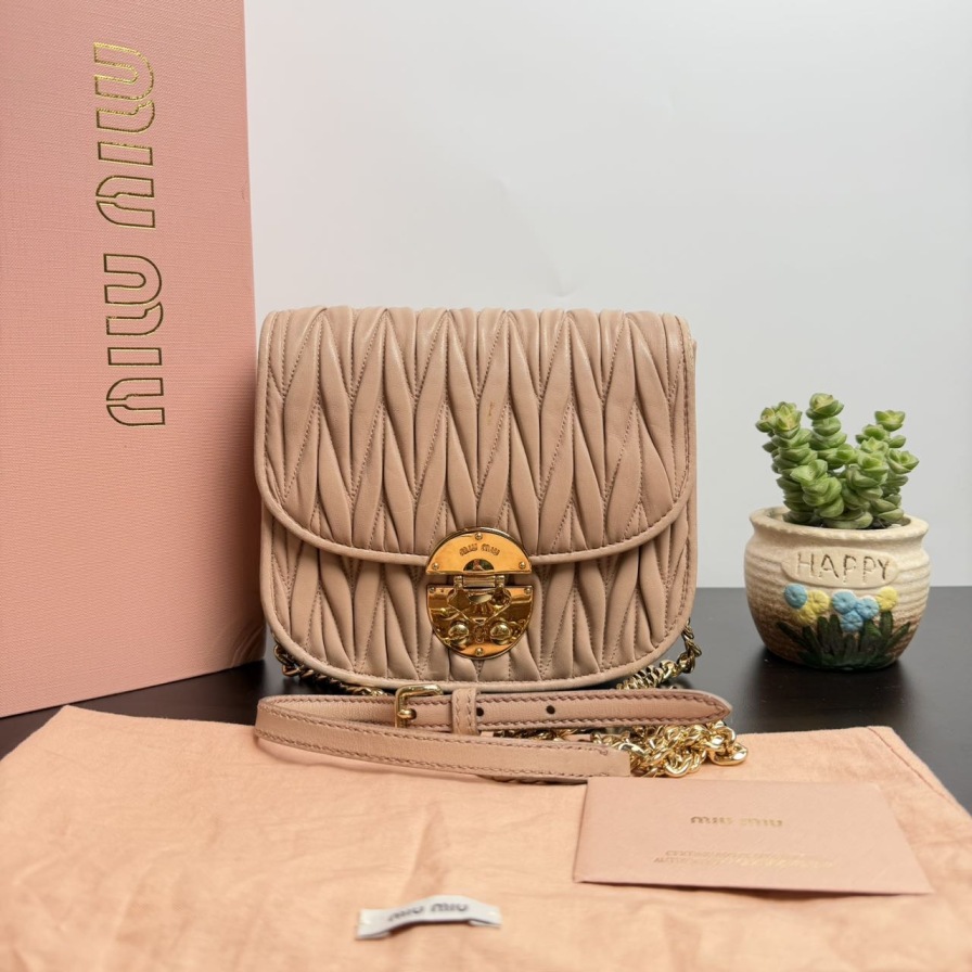 95新 MIU MIU/缪缪 小野专属/单肩包/TL1444