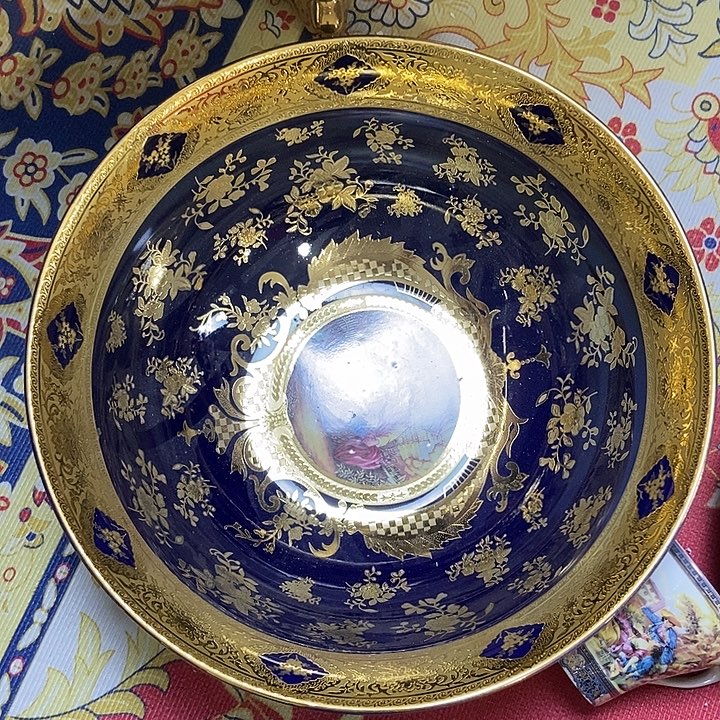 瓷片微瑕………………………………