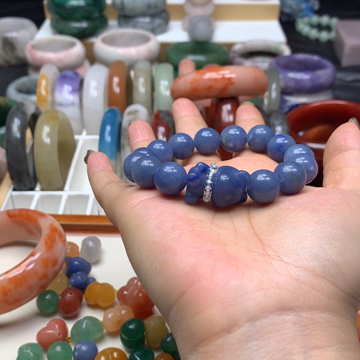 未镶嵌手镯石英质玉?*K