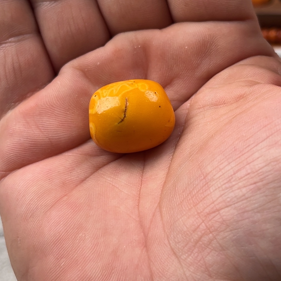 一***趣蜜蜡未镶嵌颈饰老蜜蜡