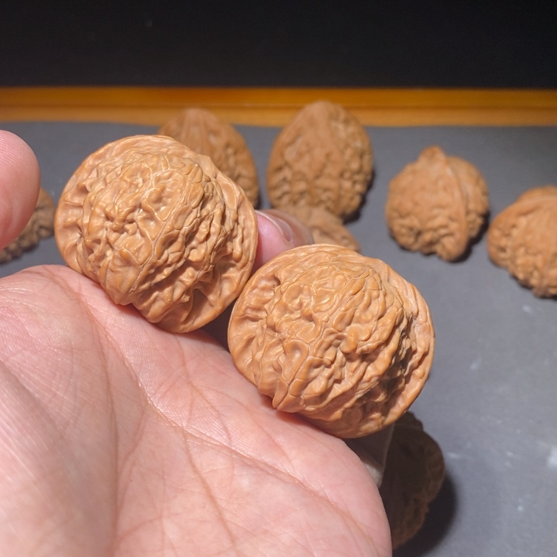 睿***智文玩核桃把件核桃