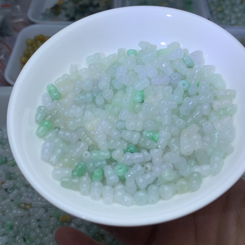 【闪购商品】翡翠手链未镶嵌卡5乘7.4冰葫芦50颗