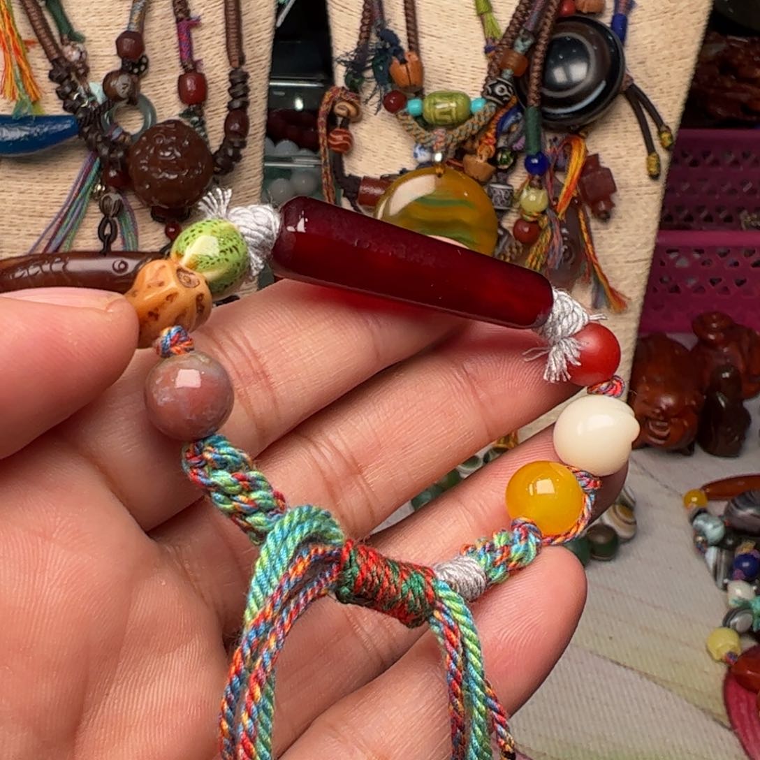 玛瑙/玉髓颈饰未镶嵌