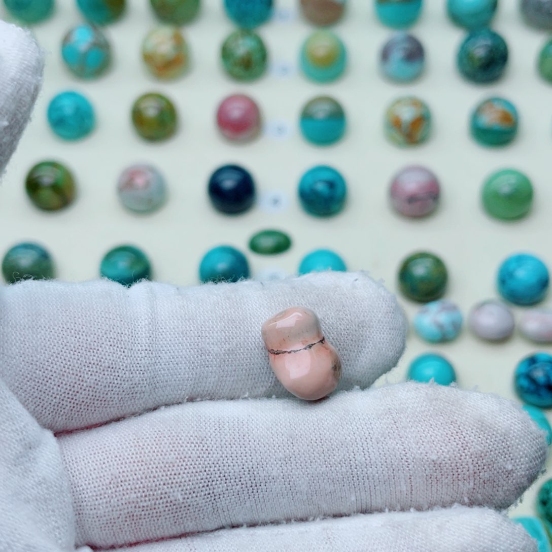 未镶嵌绿松石珠宝奇石