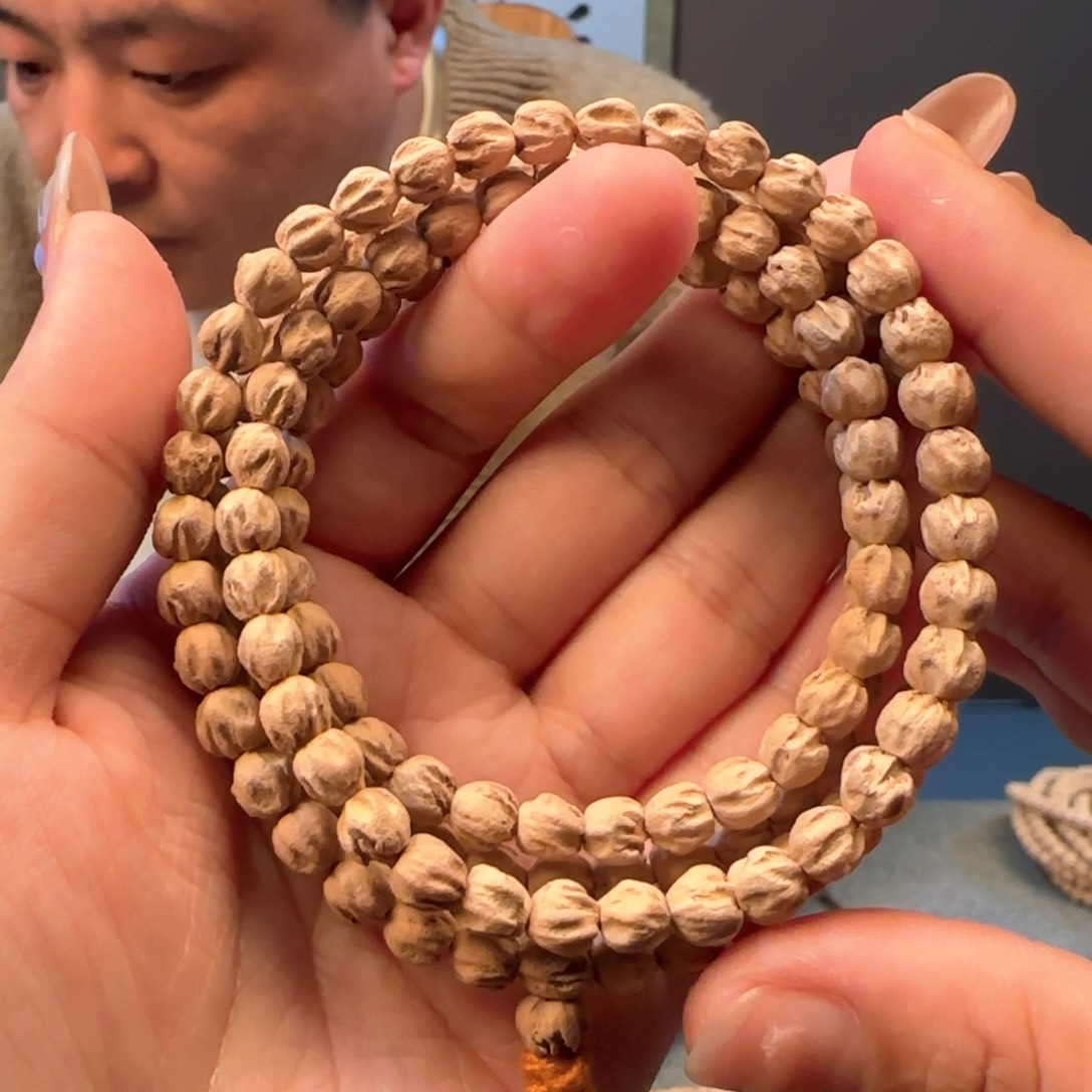 柏香籽/百香籽手串莲花6左右