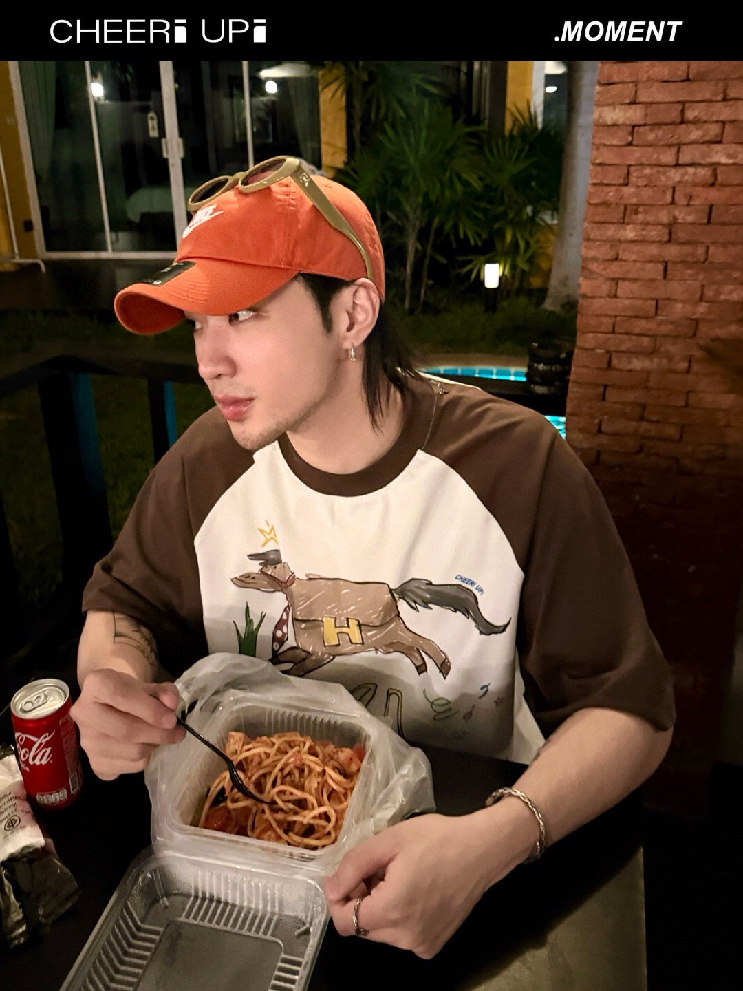 CHEERi UPi｜25SS春夏新款上新名牌赛马包撞色插肩短袖涂鸦T