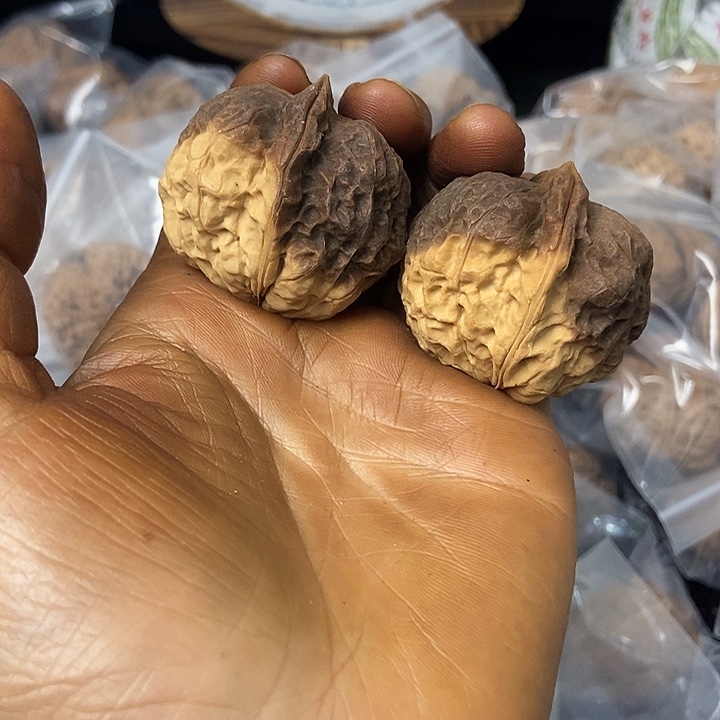 把件文玩核桃云南铁核桃基地21