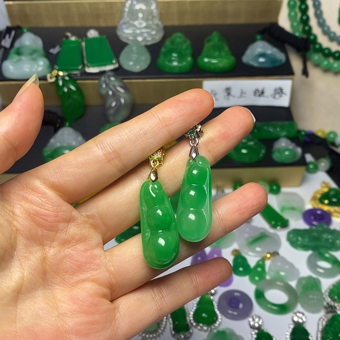 q****翡翠未镶嵌颈饰翡翠吊坠未镶嵌非a6