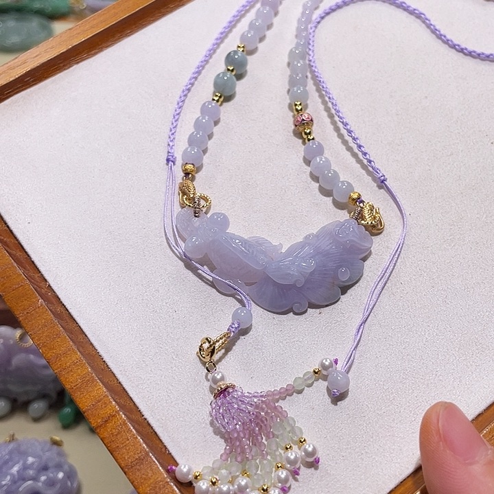 翡翠未镶嵌颈饰翡翠吊坠