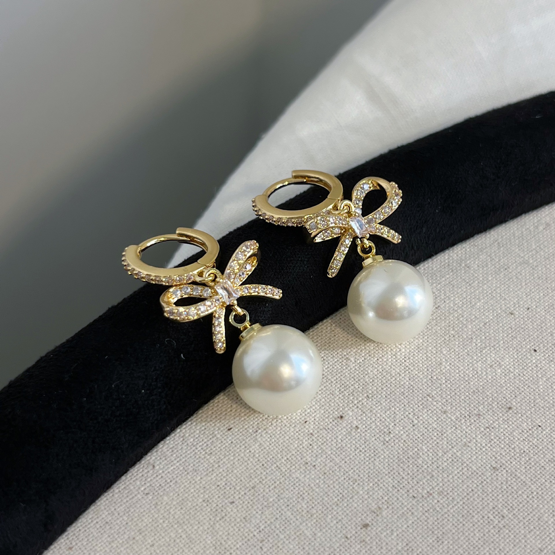 黄铜锆石耳饰 蝴蝶结珍珠耳扣女 轻奢高级感耳环 14K真金电镀超强