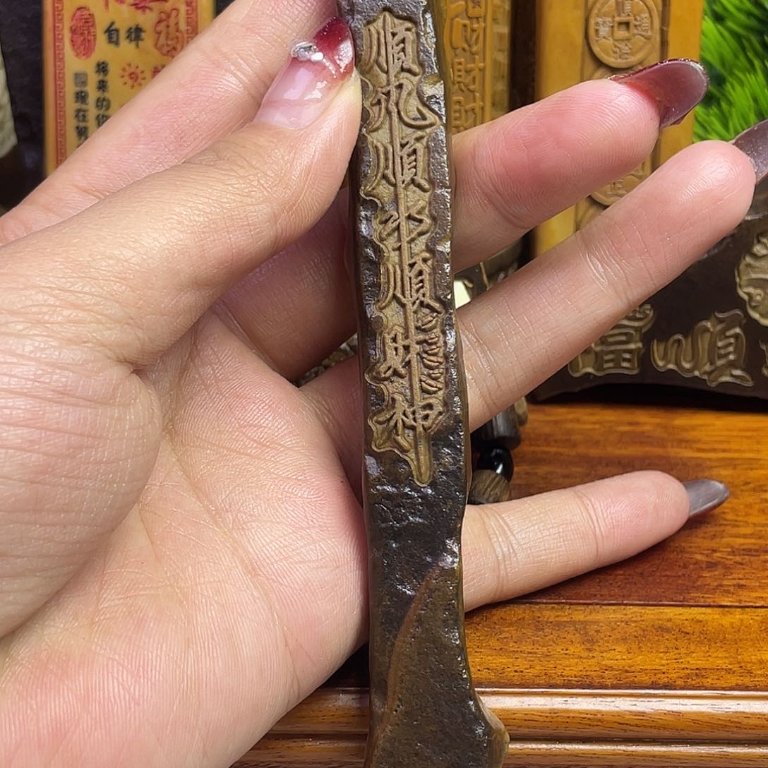 戈壁石25888999888886622555