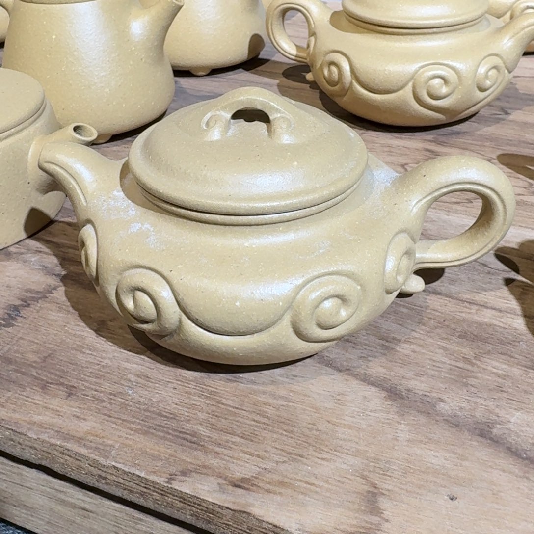 本山绿泥茶壶梨皮260毫升左右