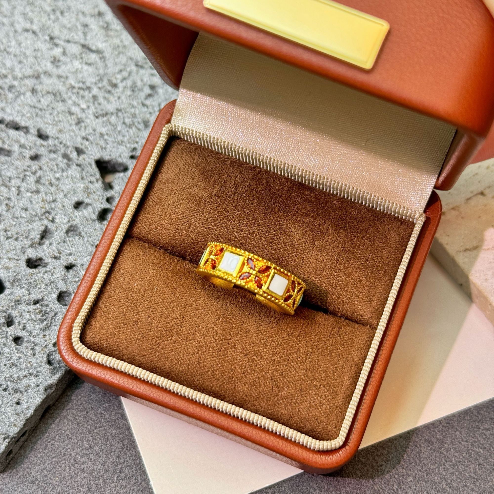 14282点钻珐琅戒指开口