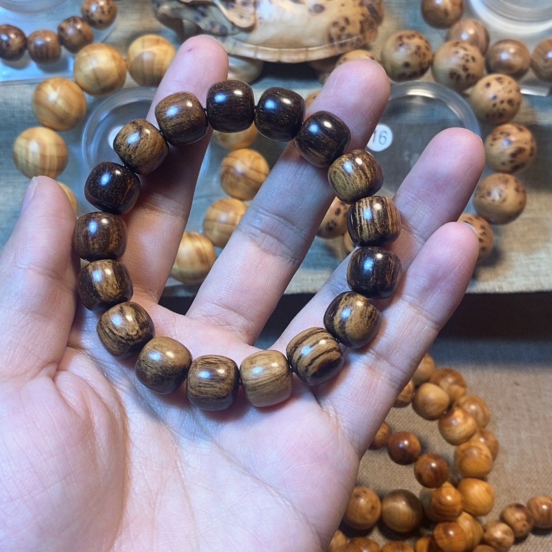 柏木（崖柏）巴布亚贡木老型1.2小龙鳞