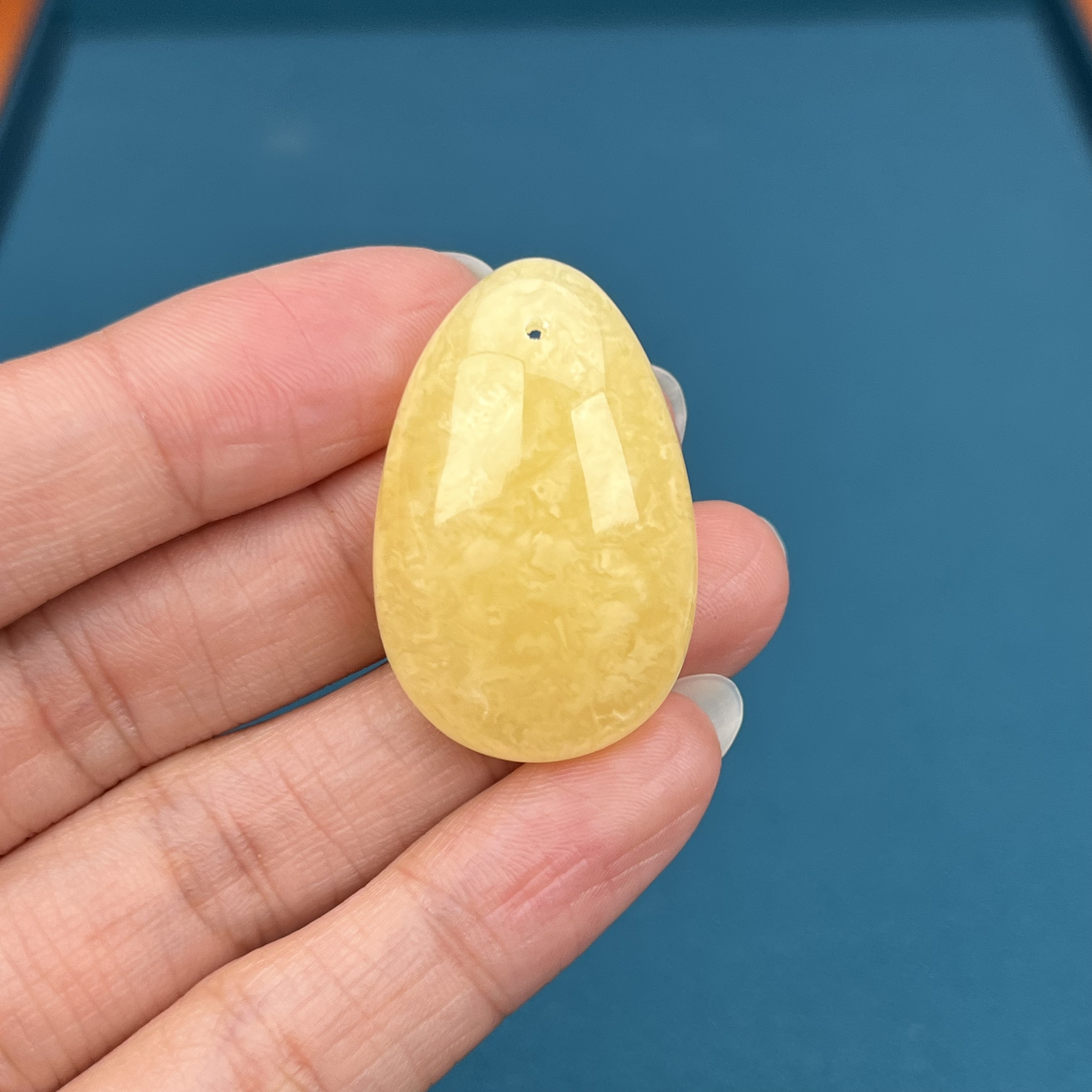 Y1289天然原矿蜜蜡 鸡油黄妖花水滴牌 21*32mm抖音基地质检发货
