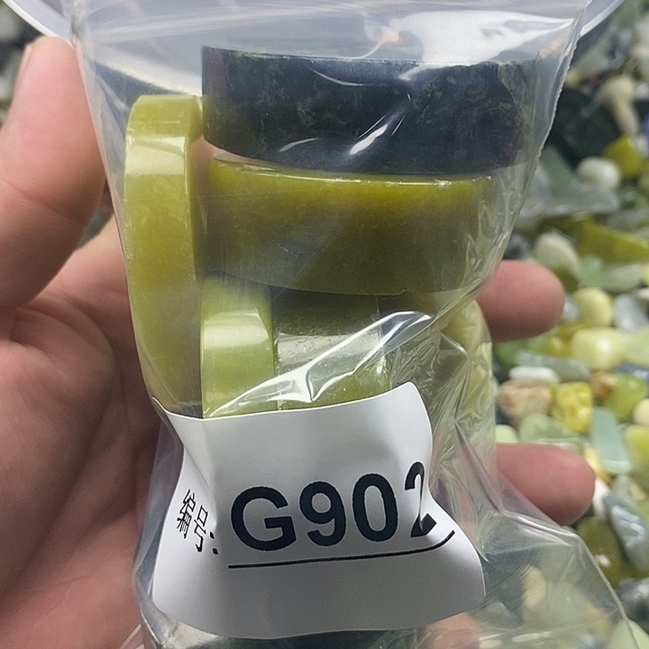 岫玉鱼缸石未镶嵌