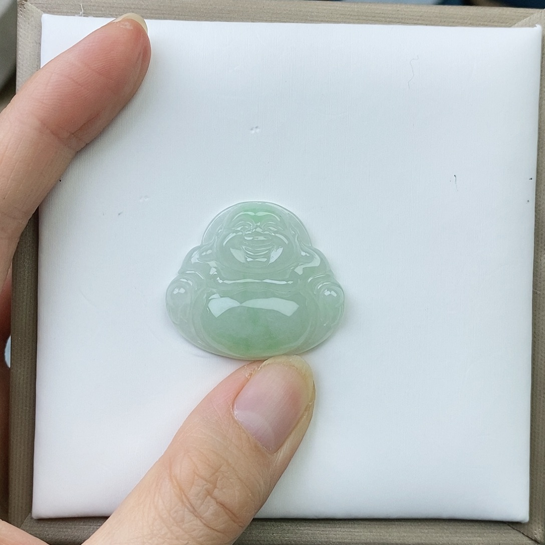平***乐翡翠未镶嵌颈饰佛公