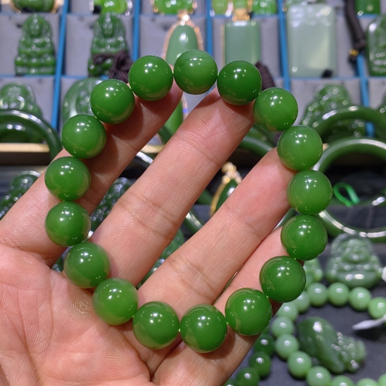 【闪购商品】和田玉吊坠(不含链)未镶嵌陌*城辣阳绿手串12