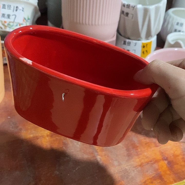 陶瓷花盆有孔 瑕疵介意勿拍 