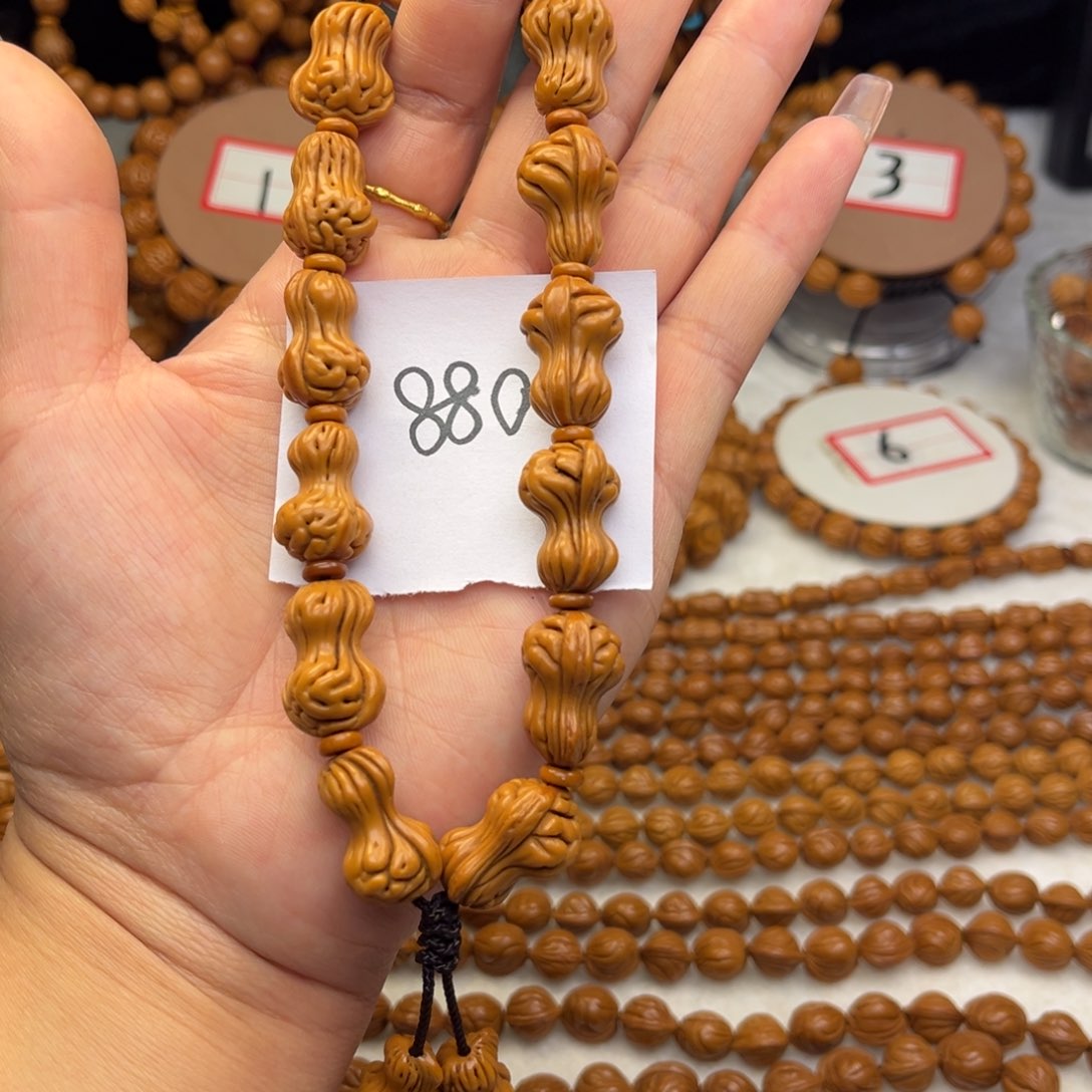 吊坠桃核异型核花生手持