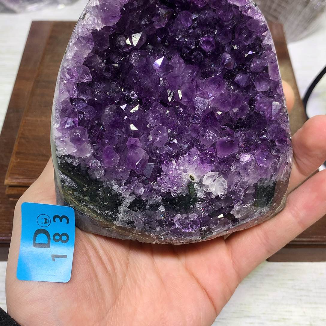 紫晶大型摆件（非配饰）未镶嵌