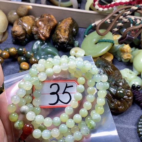 未镶嵌蛇纹石玉手链