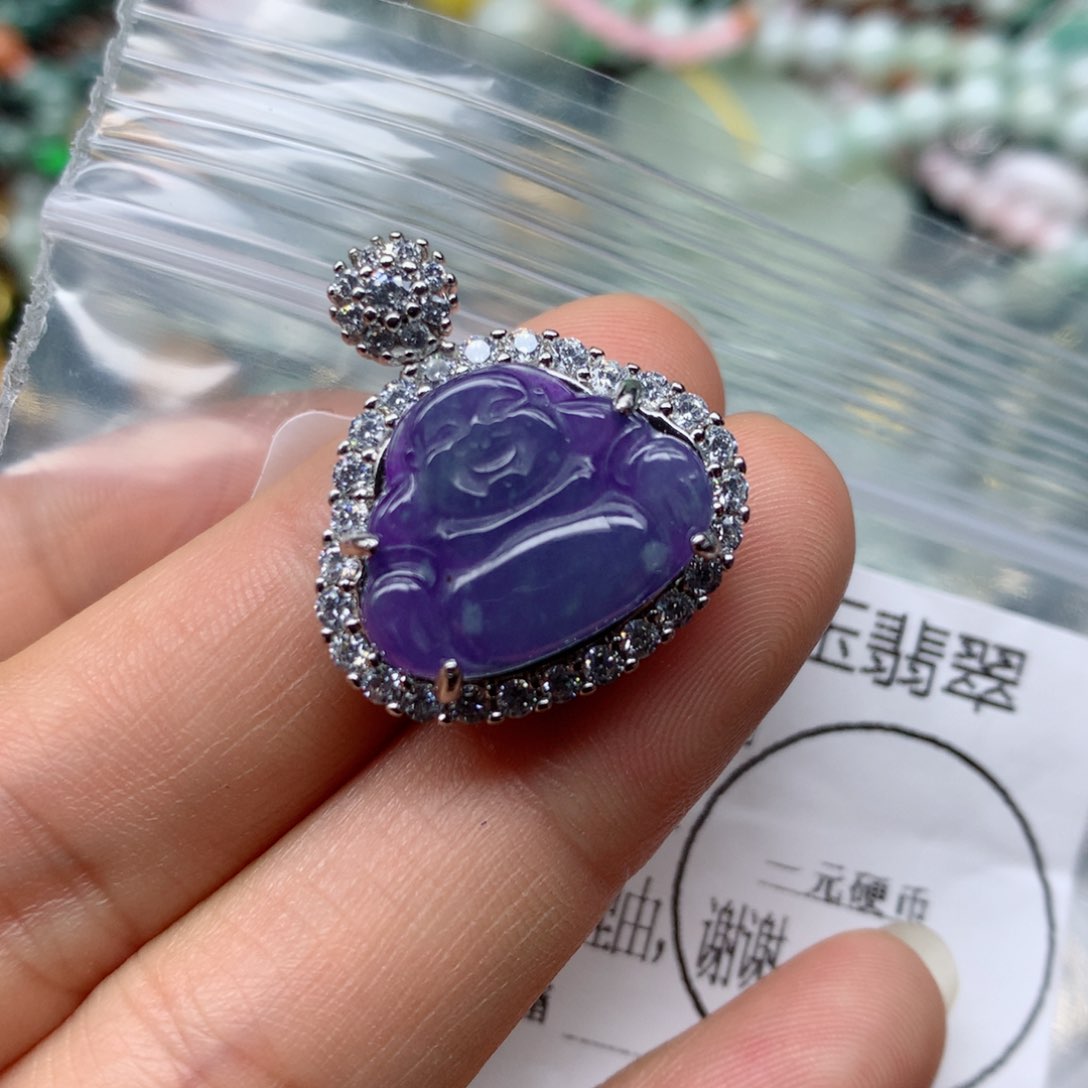 翡翠颈饰未镶嵌手串