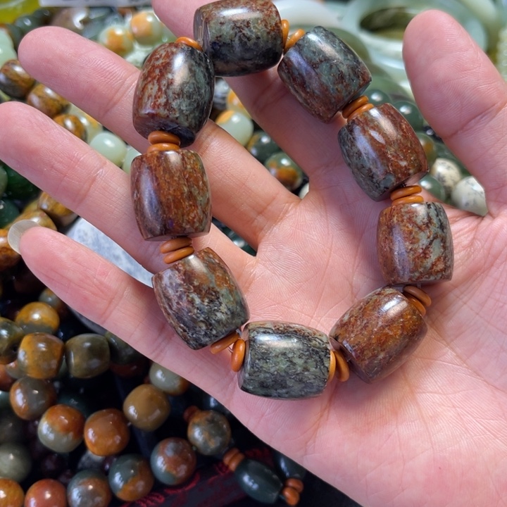 手链未镶嵌岫岩河磨玉（透闪石质玉）