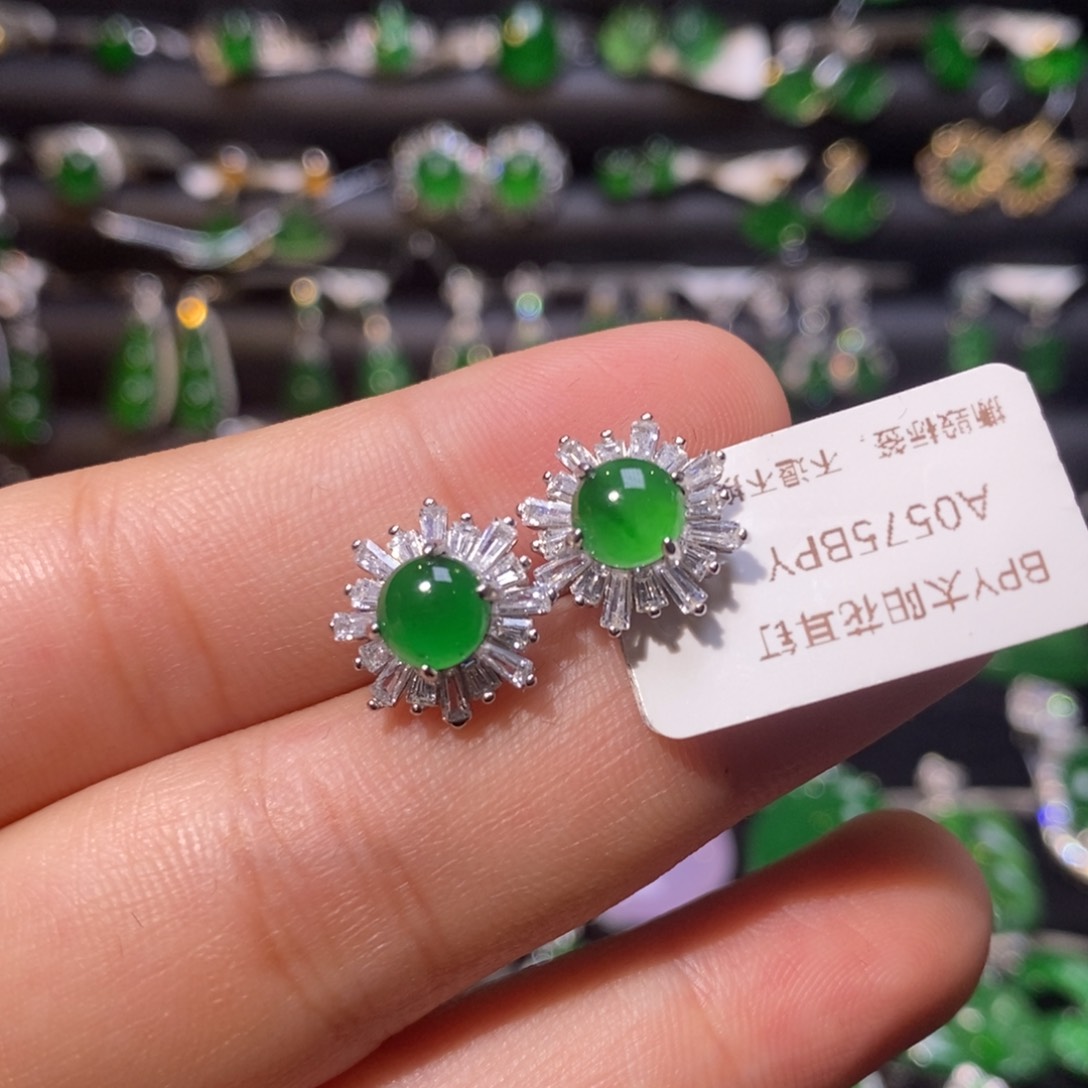 翡翠耳饰银S925镶嵌天然翡翠