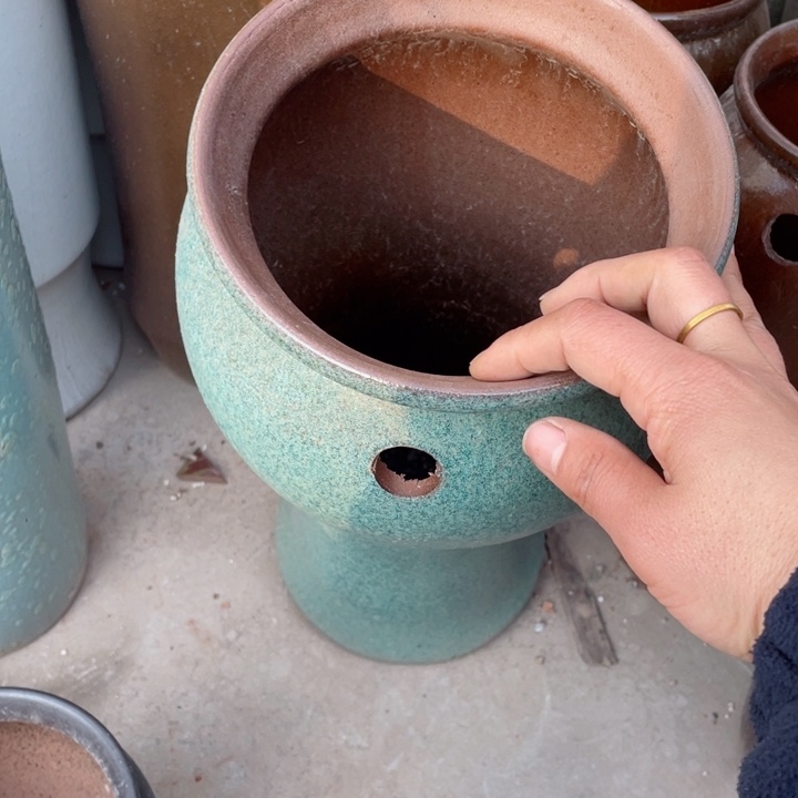 紫砂花盆无孔瑕……