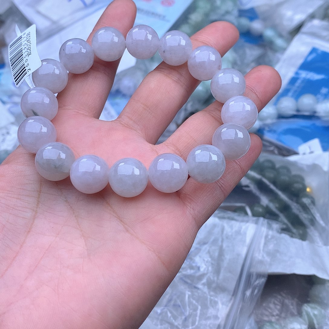 未镶嵌手串定制翡翠