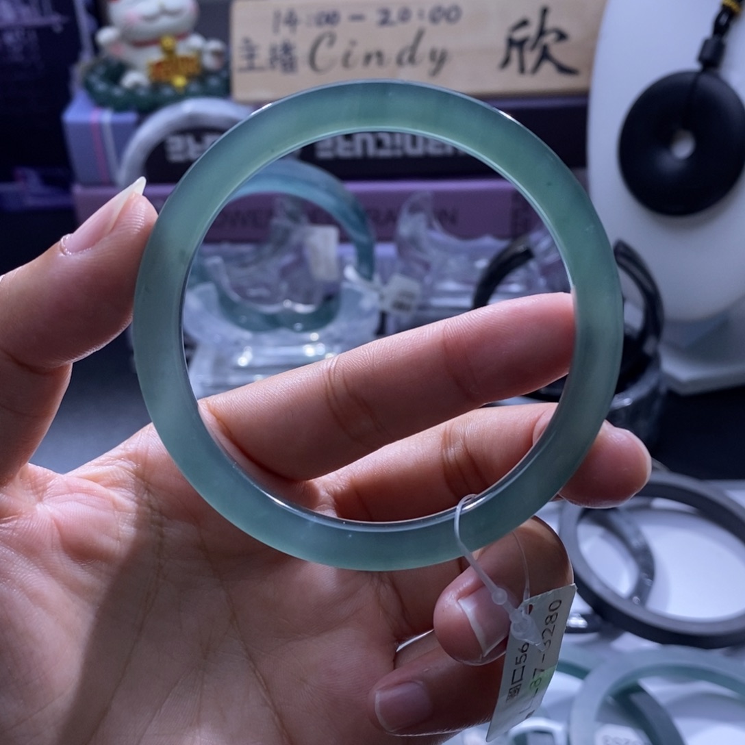 定制翡翠未镶嵌成品买断湖水绿56