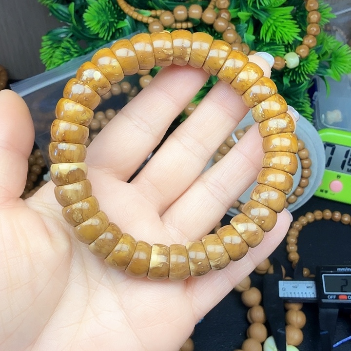 吊坠猴头核桃紫金鼠碗肠