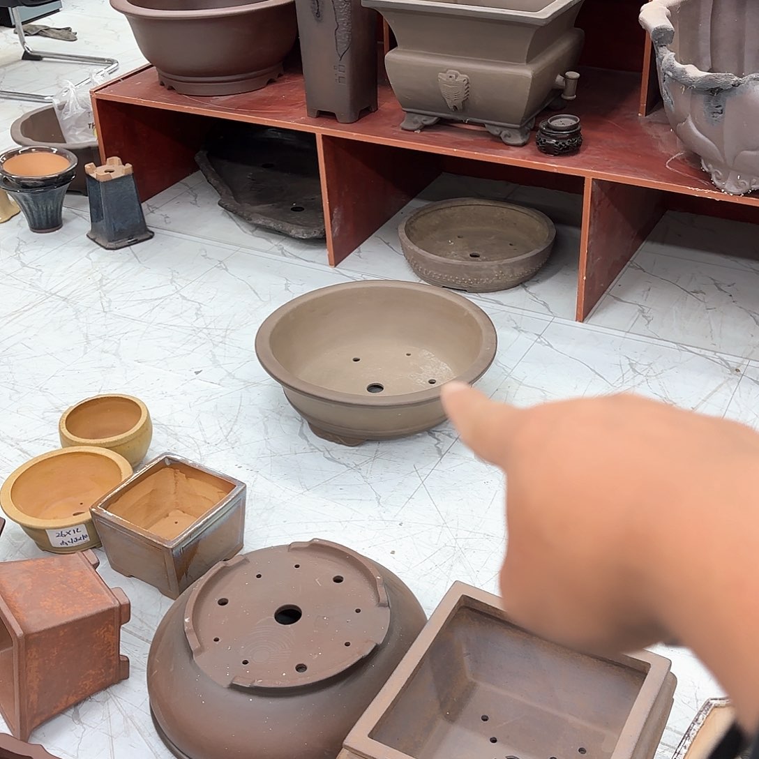 紫砂花盆话***说紫砂的颜色很漂亮