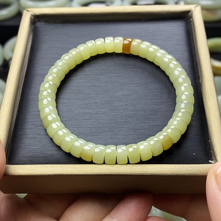 和田玉未镶嵌手链