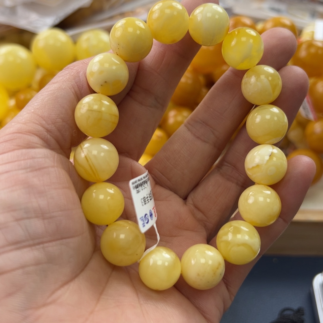 未镶嵌琥珀珠宝奇石