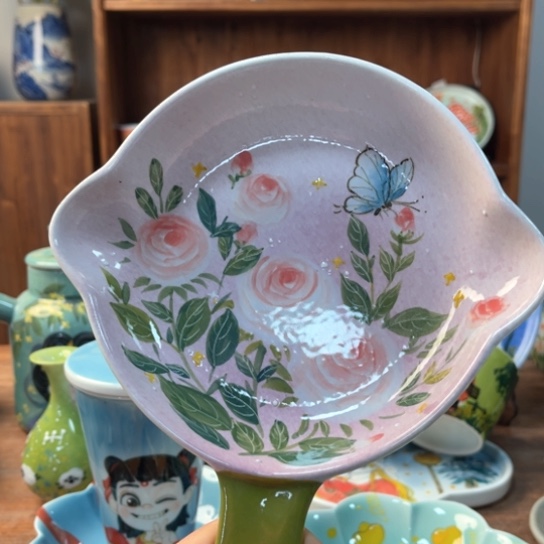 炉景德镇釉下手绘陶瓷 