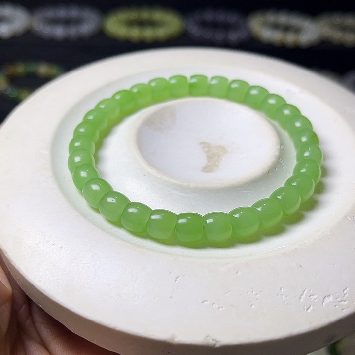 和田玉未镶嵌手串