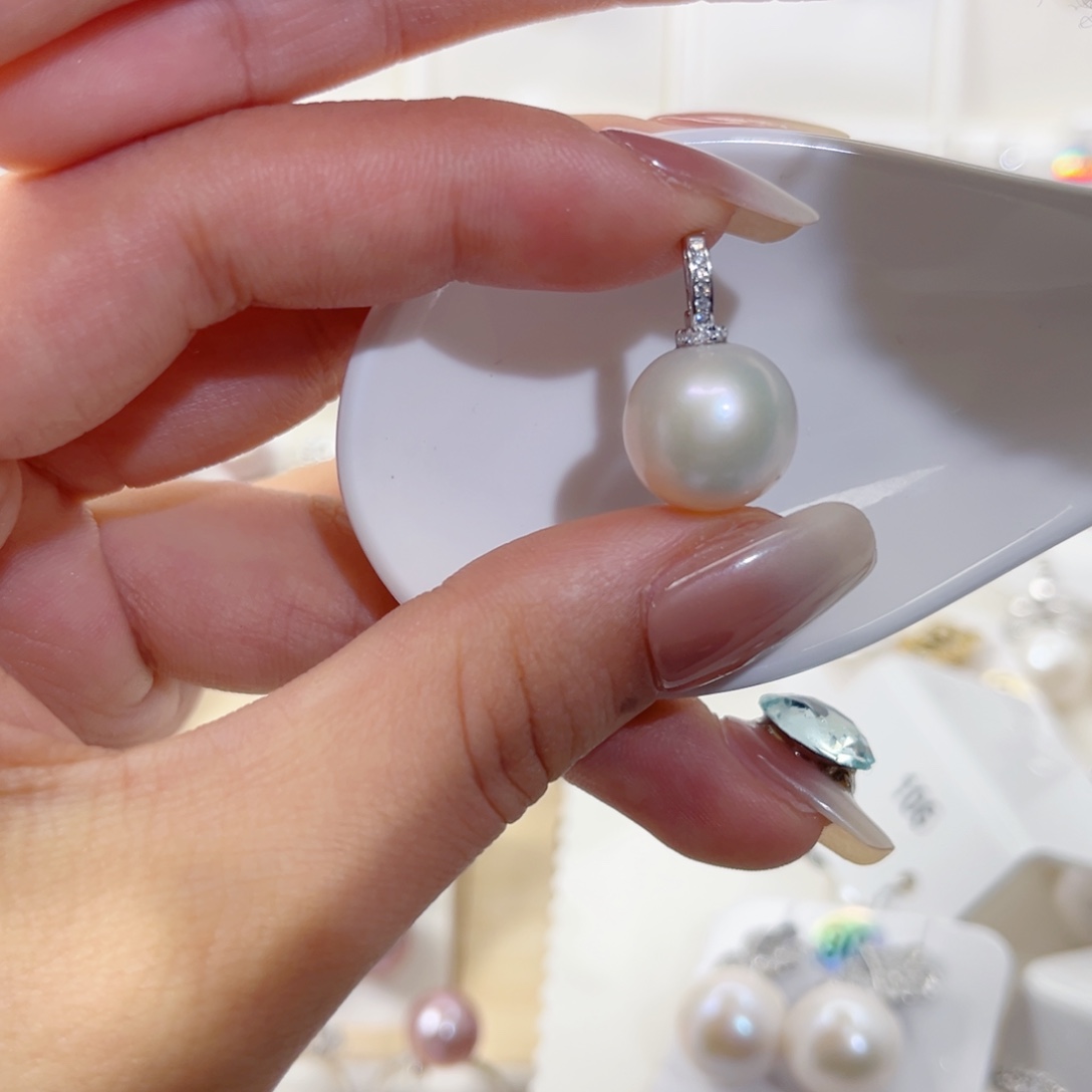 花***雪银S925镶嵌颈饰淡水珍珠