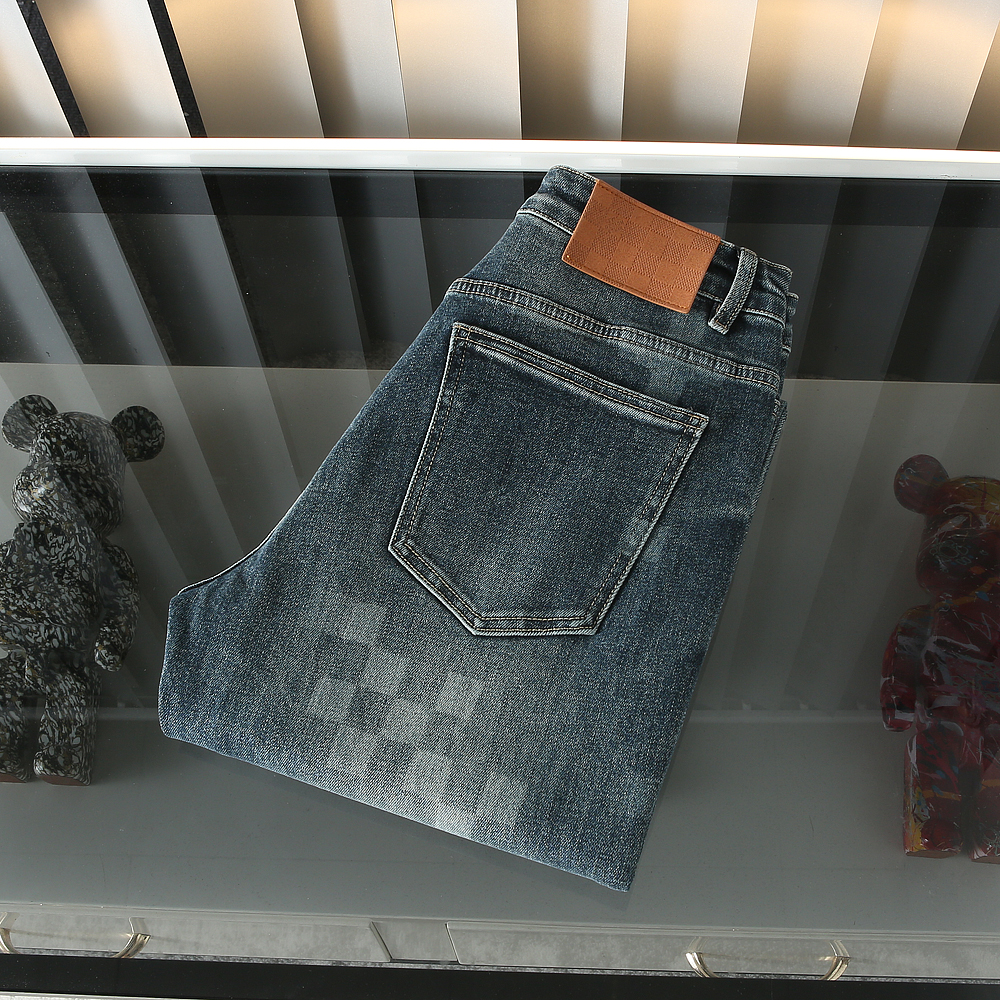 [AR]专属秋冬新款轻奢棋盘格暗花男士宽松直筒牛仔裤百搭长裤8951