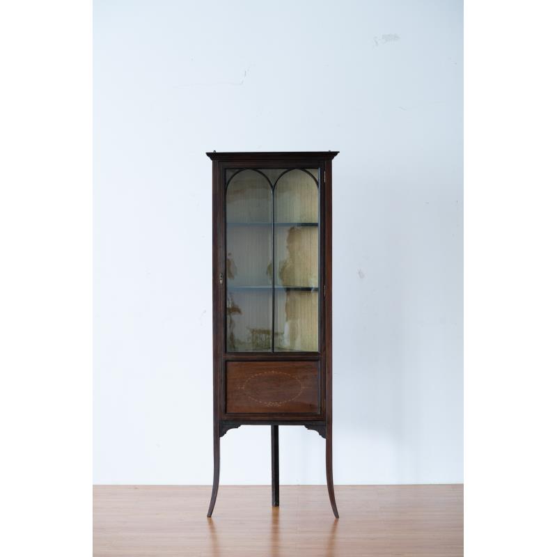 19世纪年代古 董柜