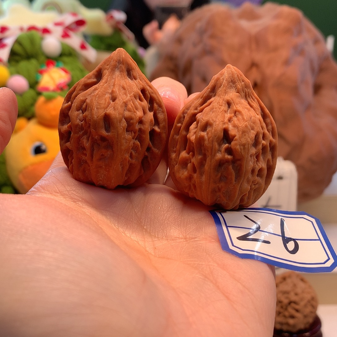 吊坠桃核瓷瓶鸭嘴